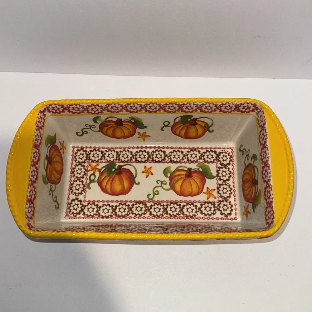 Temp-Tations Loaf Pan Pumpkin Patch- 1.5 QT Oven & Dishwasher Safe
